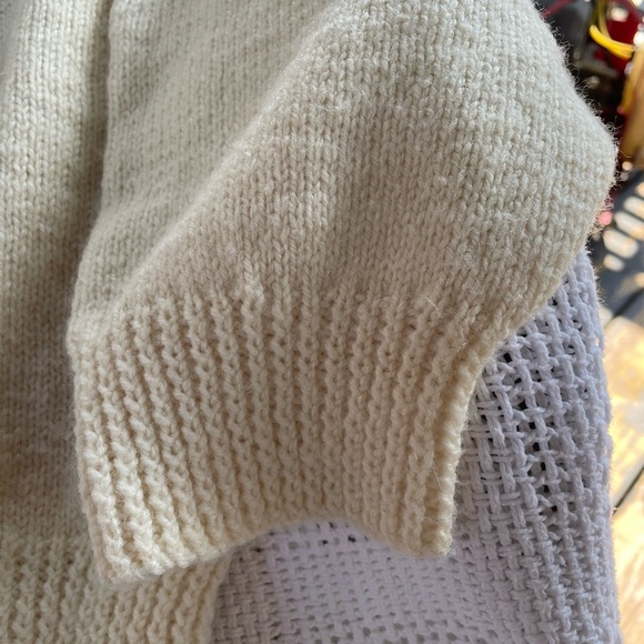 Retro Knit Fred Flinstone sweater. - Picture 3 of 4